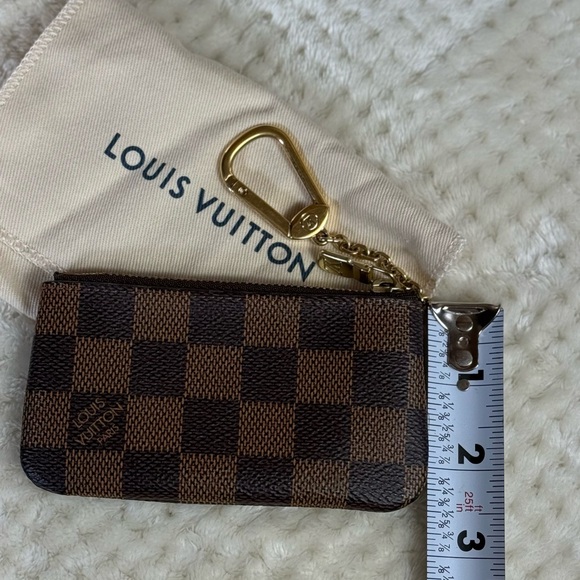 Louis Vuitton Damier Ebene Key Holder - Picture 9 of 9